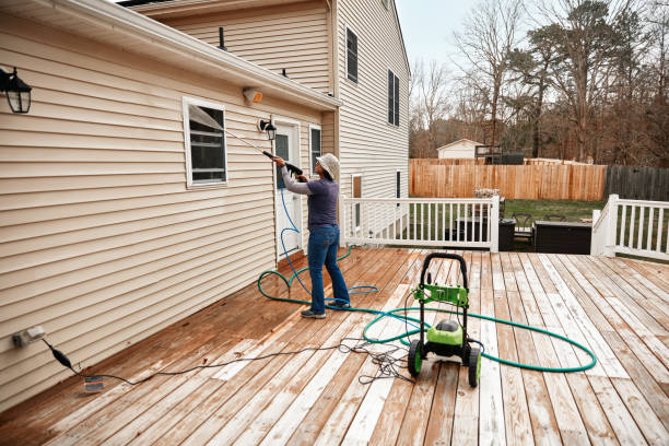 Professional pressure washing for commercial and residential properties